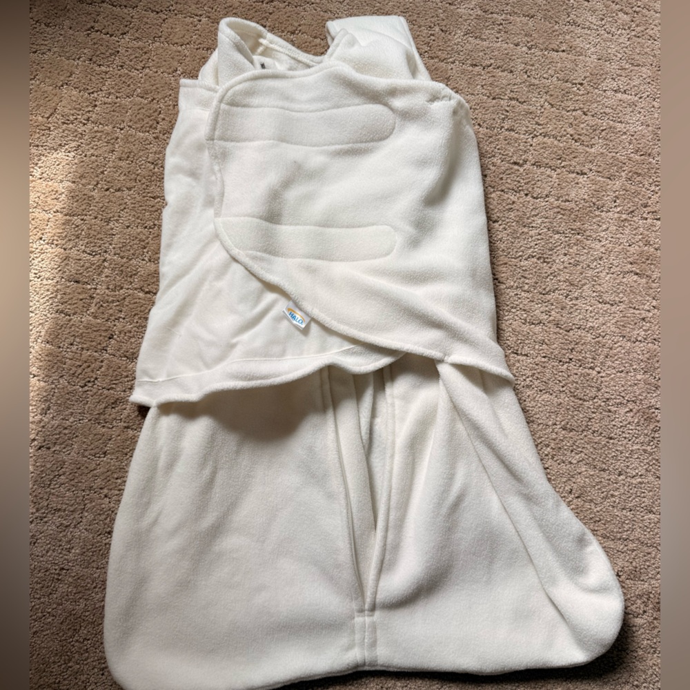 Halo Fleece Sleepsack 🤍 size small 3-6 month